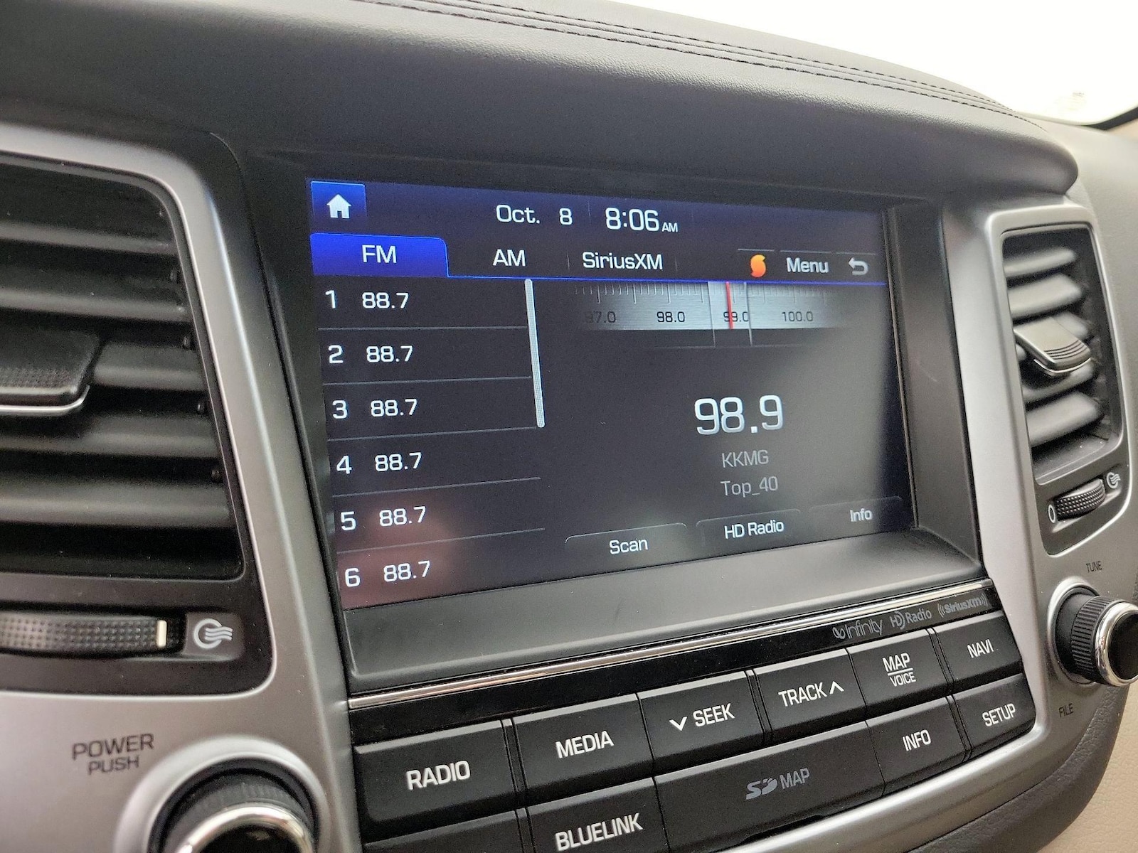 2017 Hyundai Tucson SE Plus - Photo 17