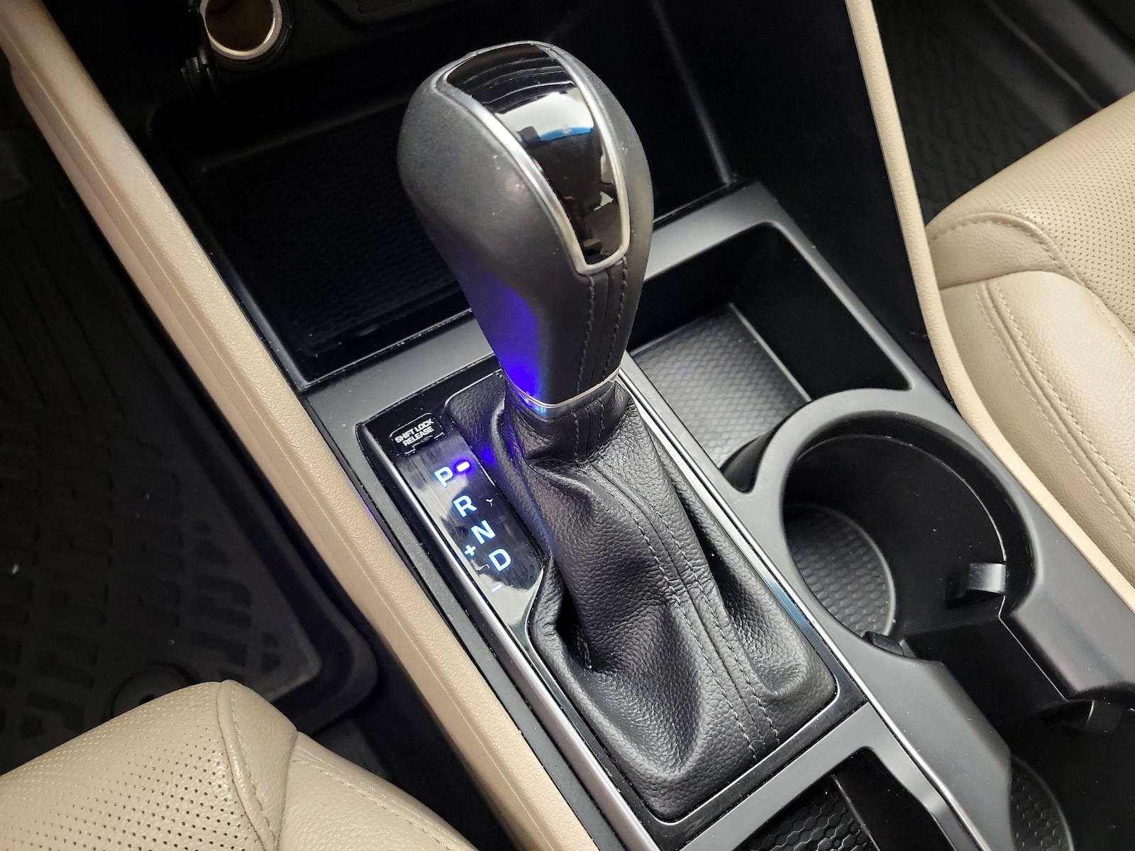 2017 Hyundai Tucson SE Plus - Photo 19