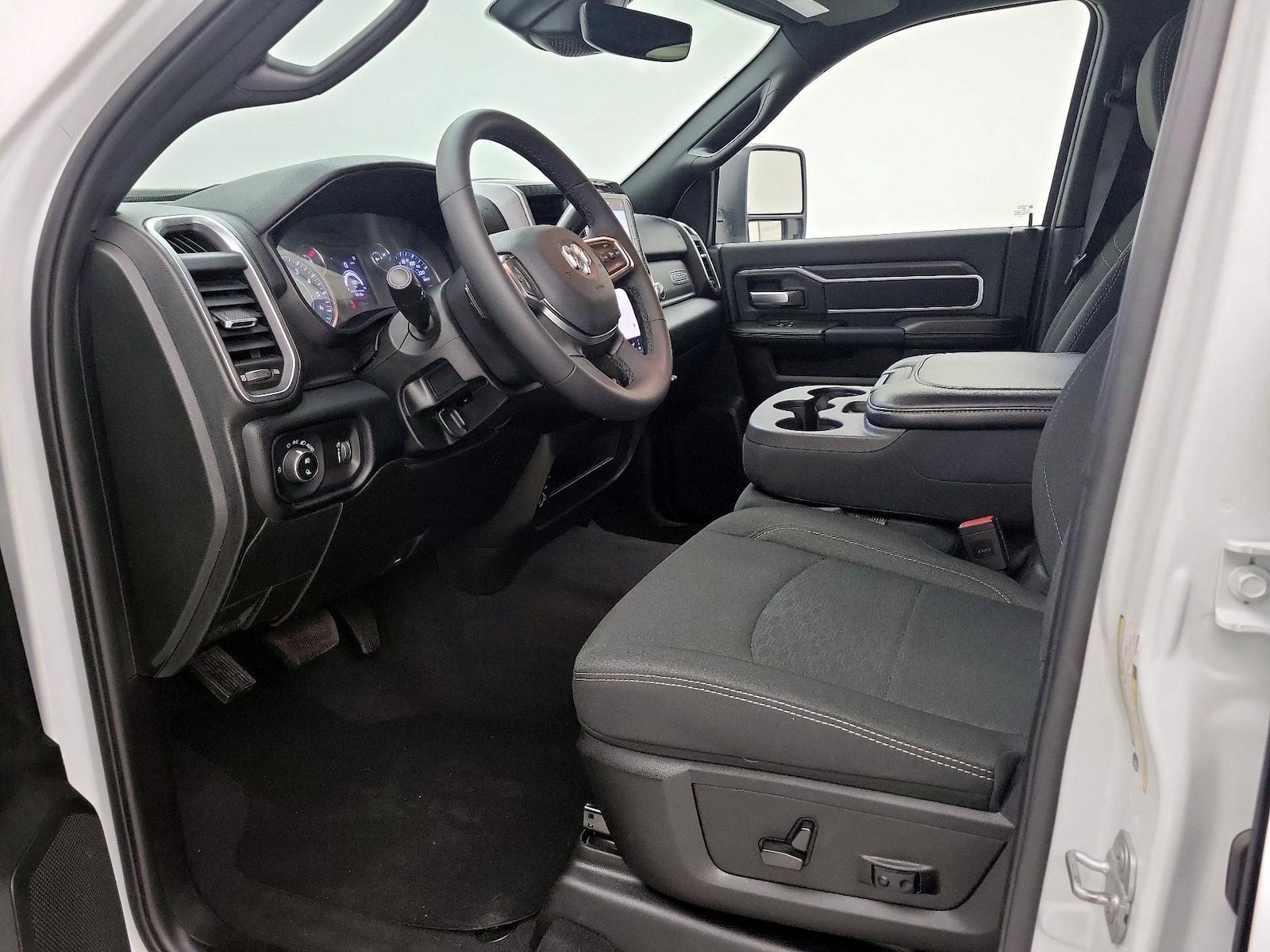 Power Seat(s) & Side Airbags