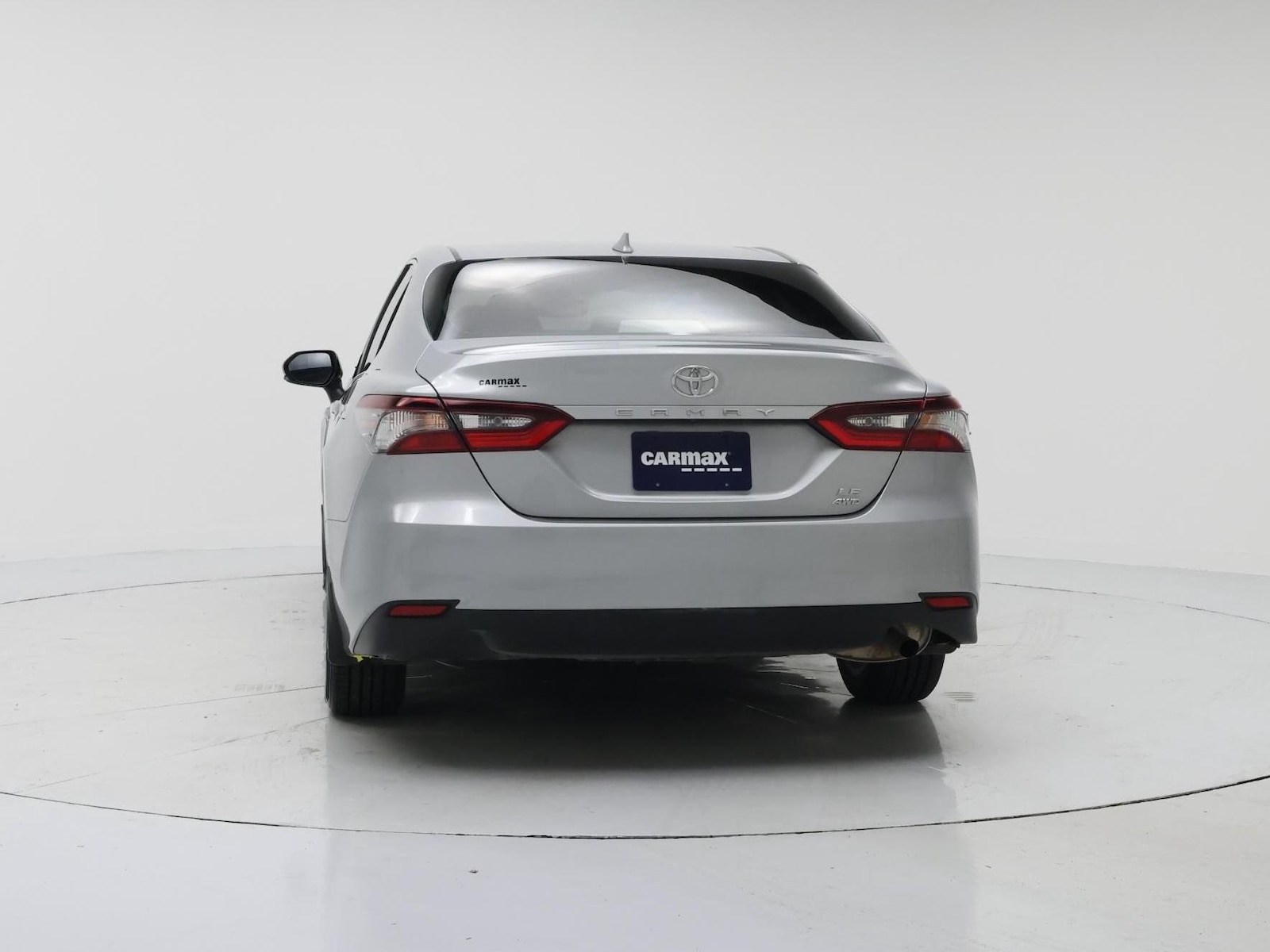 2021 Toyota Camry LE - Photo 7