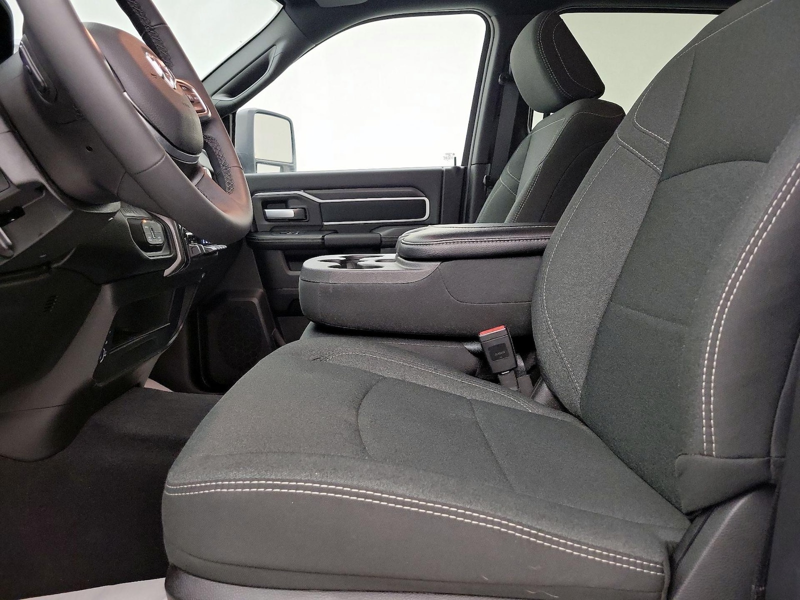Power Seat(s) & Side Airbags