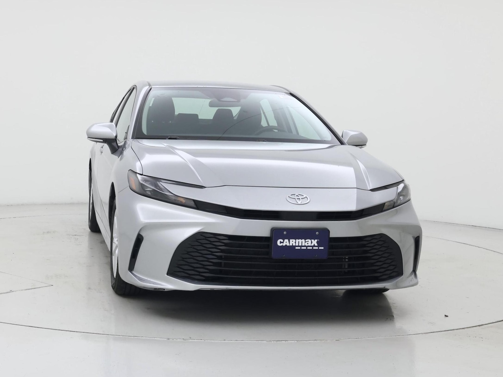 2025 Toyota Camry LE - Photo 6