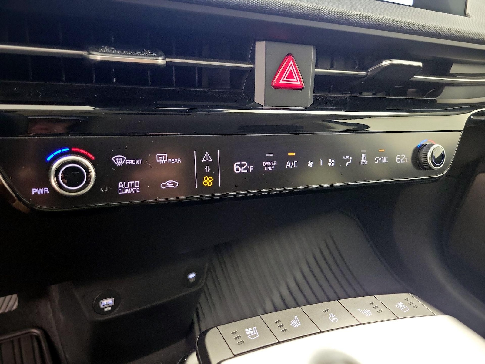 2024 Kia EV6 Wind - Photo 18