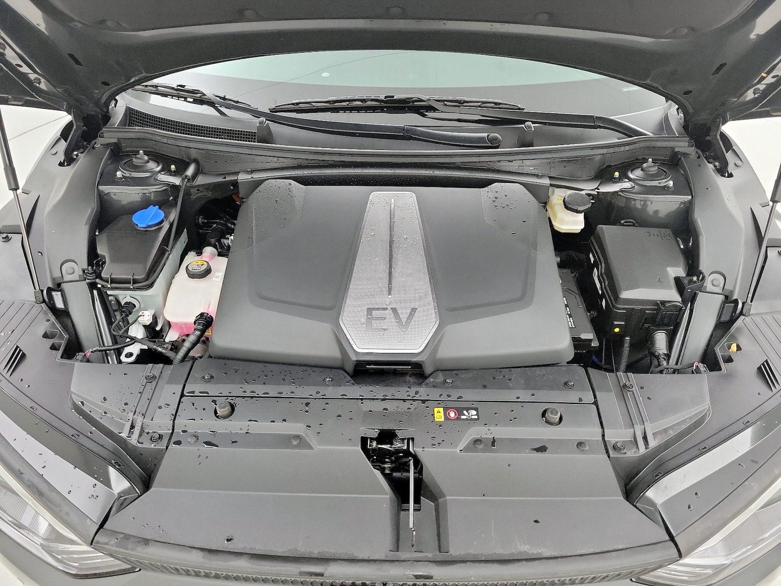 2024 Kia EV6 Wind - Photo 23
