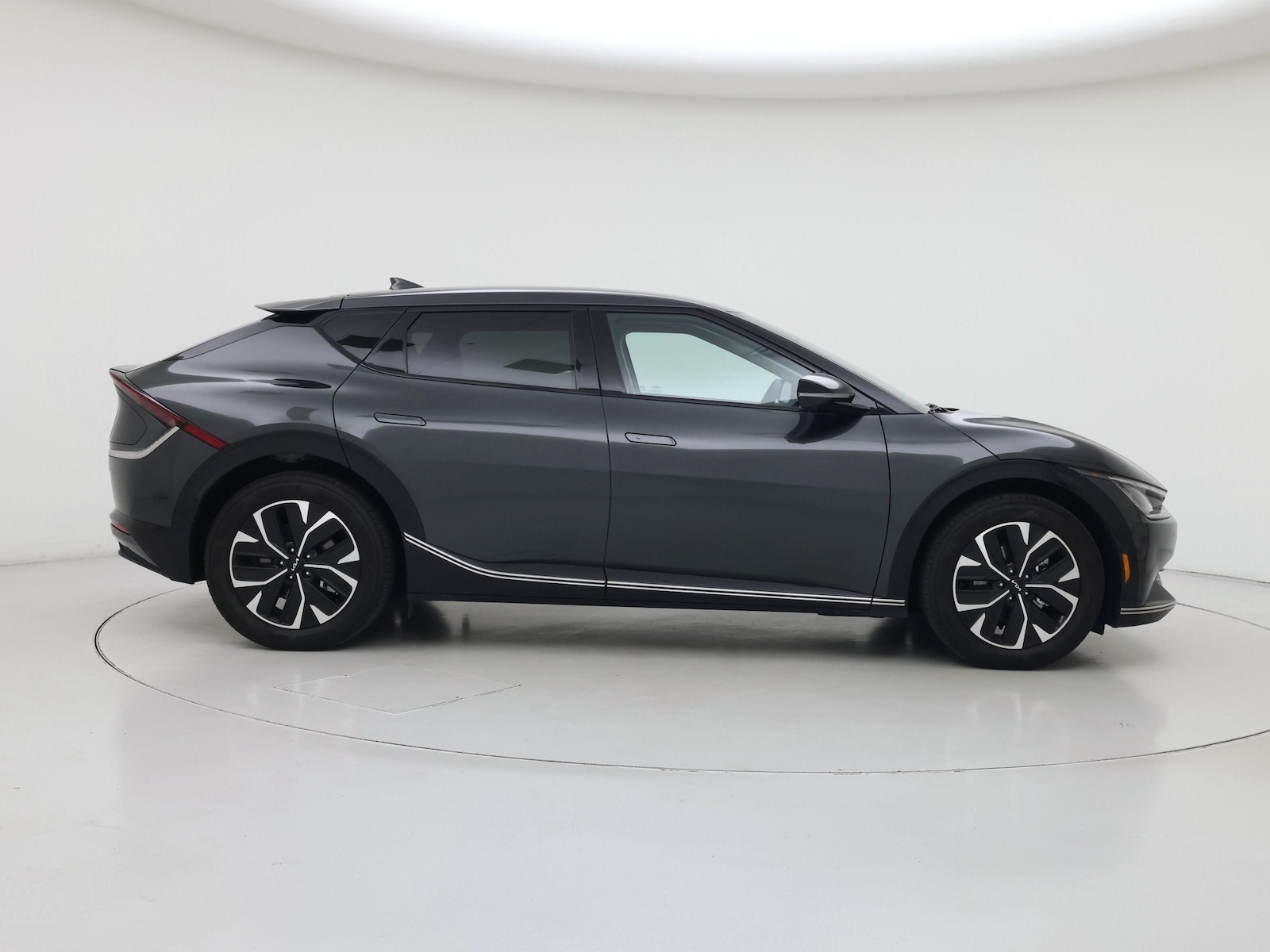 2024 Kia EV6 Wind - Photo 8