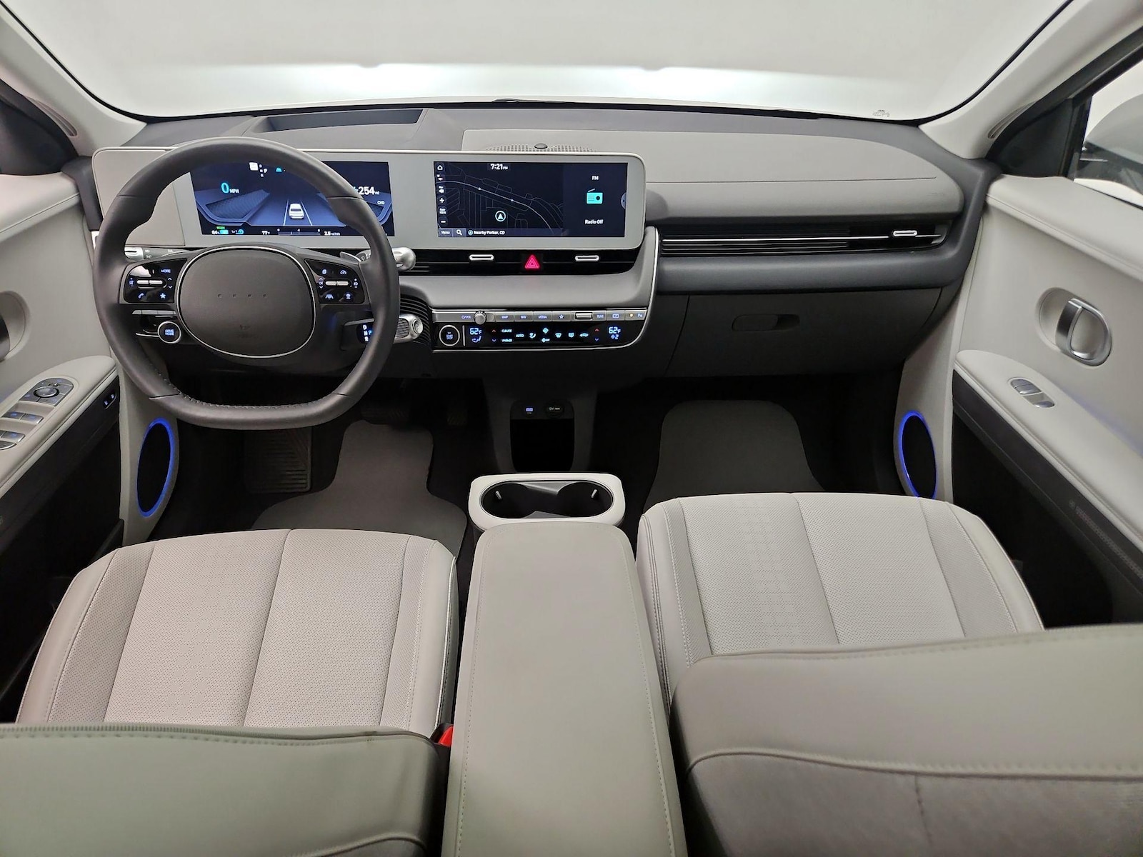 2024 Hyundai IONIQ 5 Limited - Photo 10