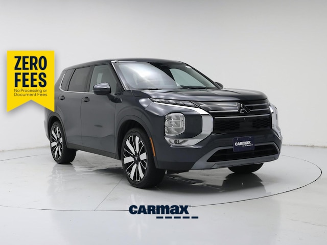 Gray 2025 Mitsubishi Outlander SUV / Crossover Front-Wheel Drive Automatic