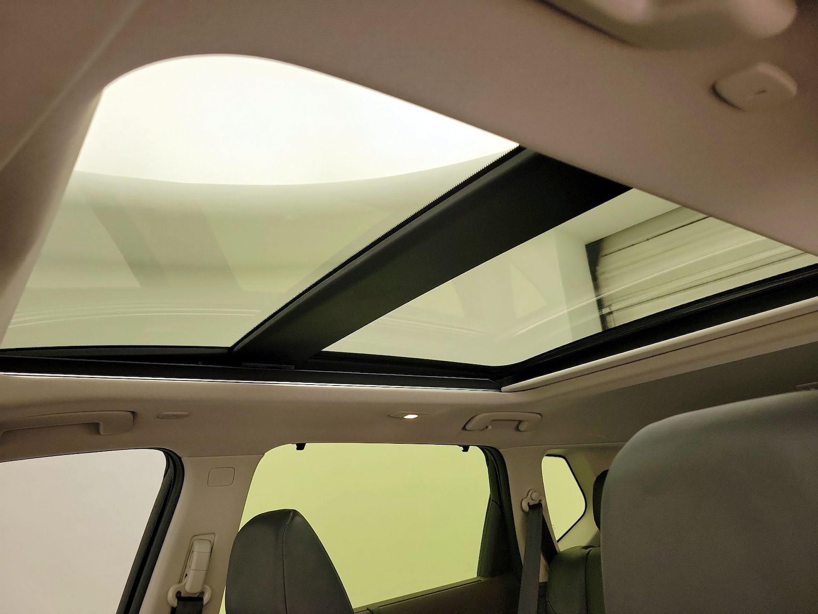 Panoramic Sunroof