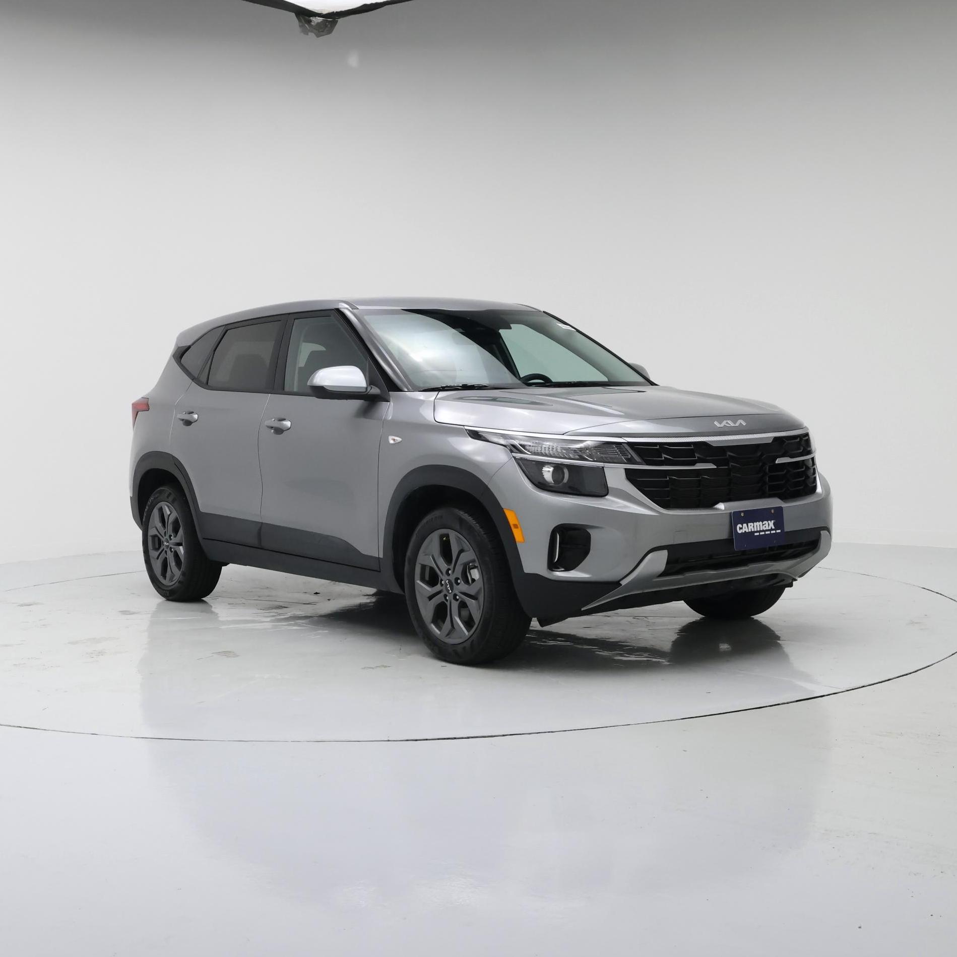 Gray 2026 Kia Seltos SUV / Crossover All-Wheel Drive Automatic