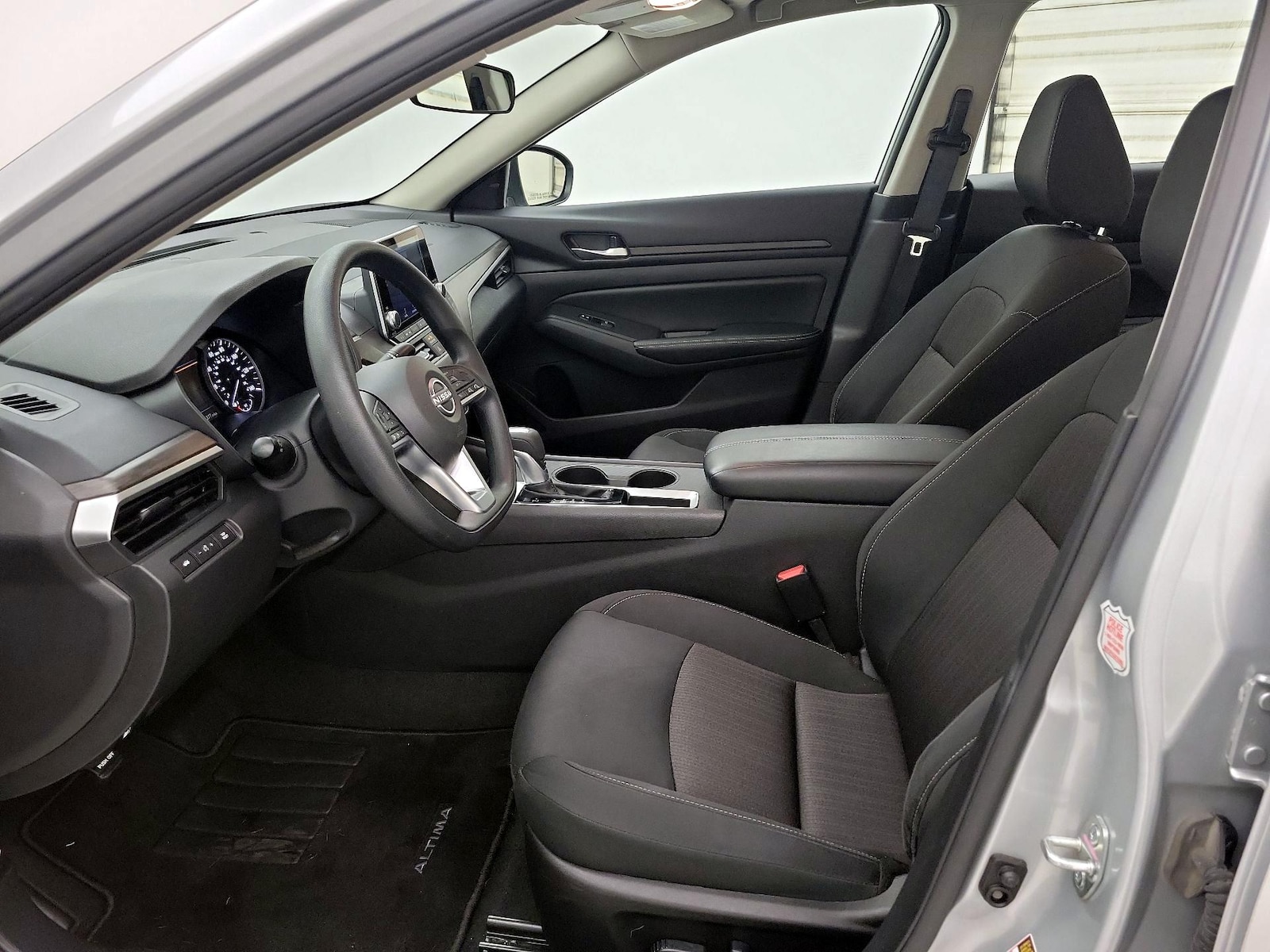 Power Seat(s) & Side Airbags