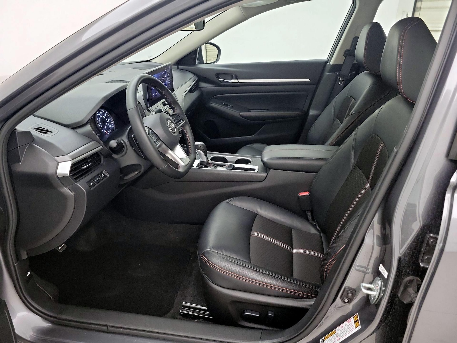 Power Seat(s) & Side Airbags