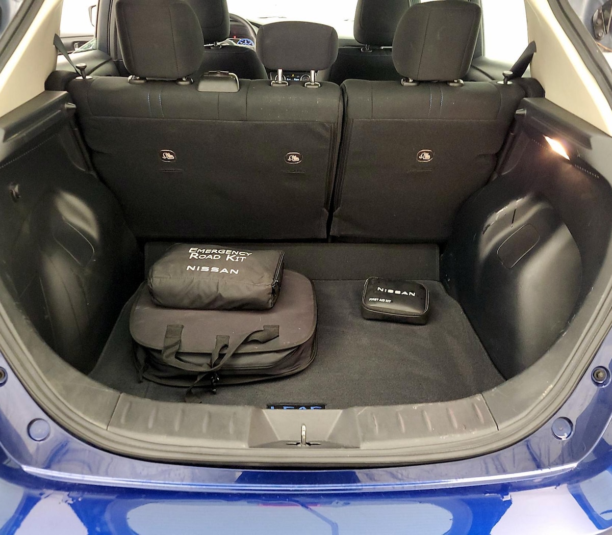 Trunk/Cargo (Seats Up)