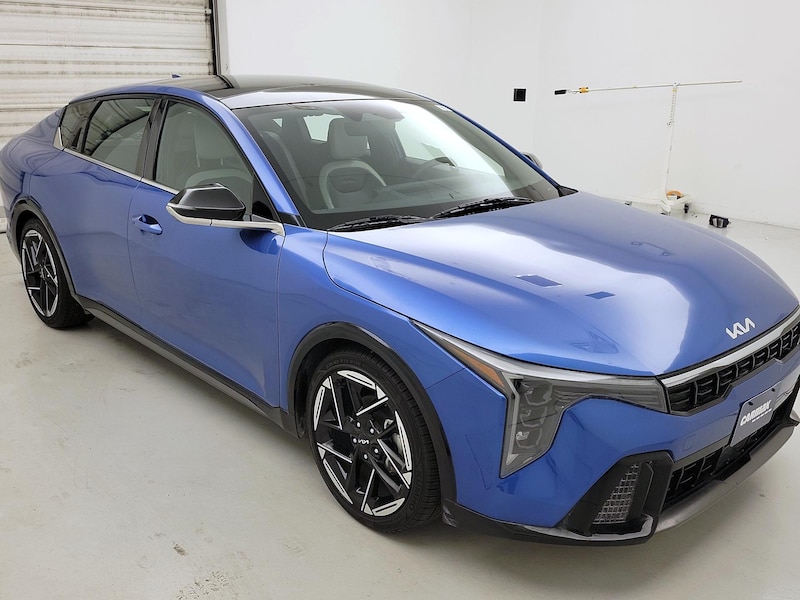 2025 Kia K4 GT-Line