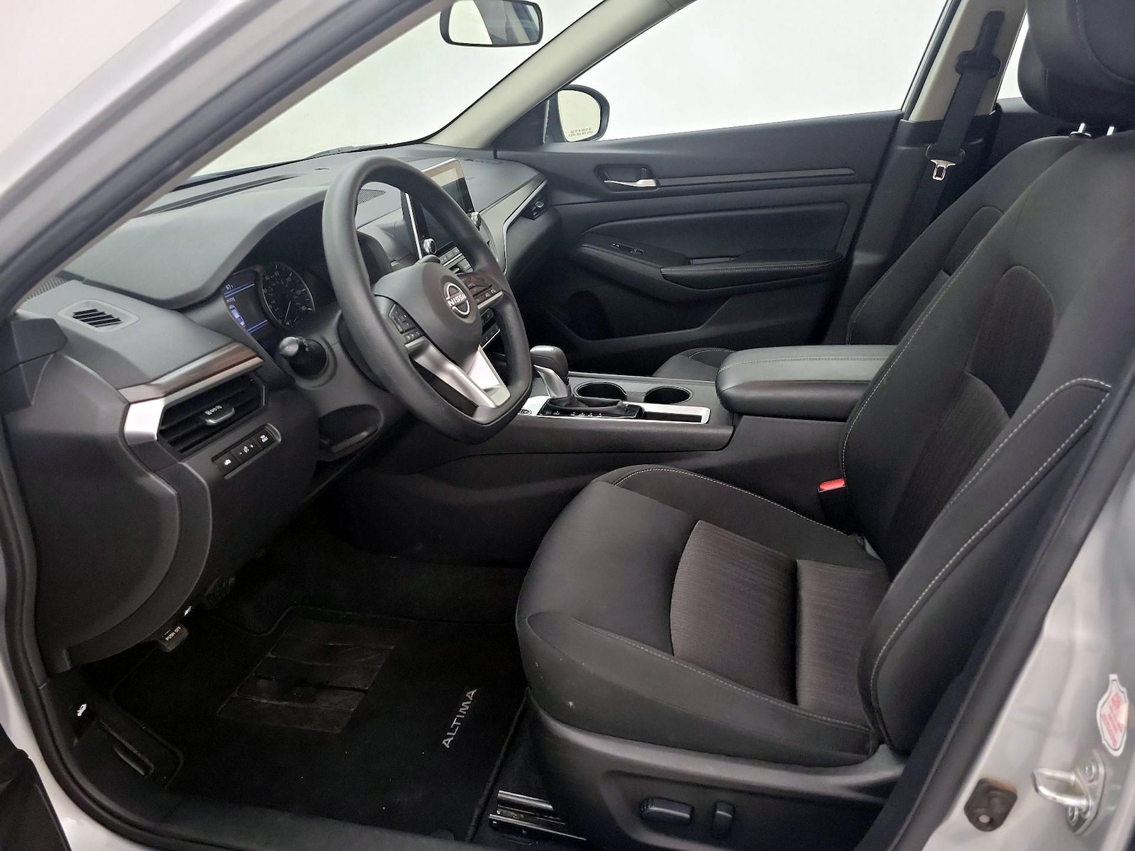 Power Seat(s) & Side Airbags