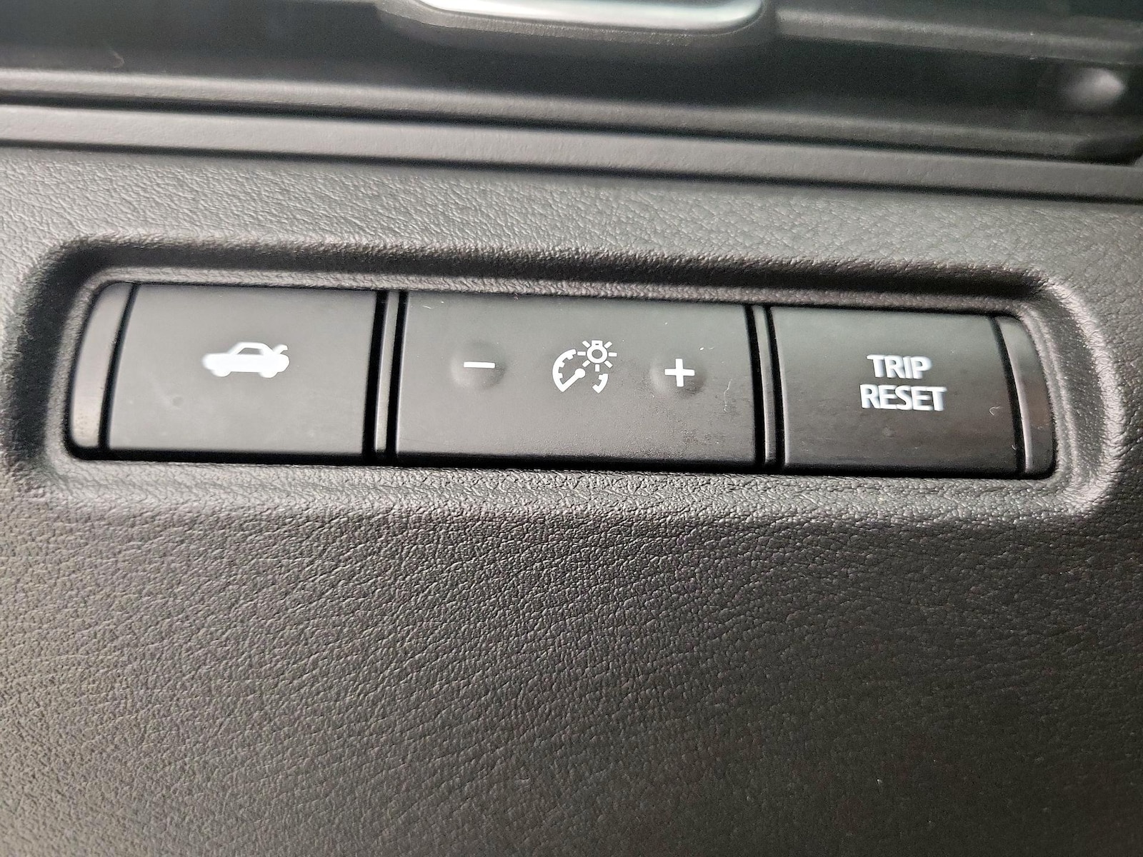 2025 Nissan Altima SV - Photo 12