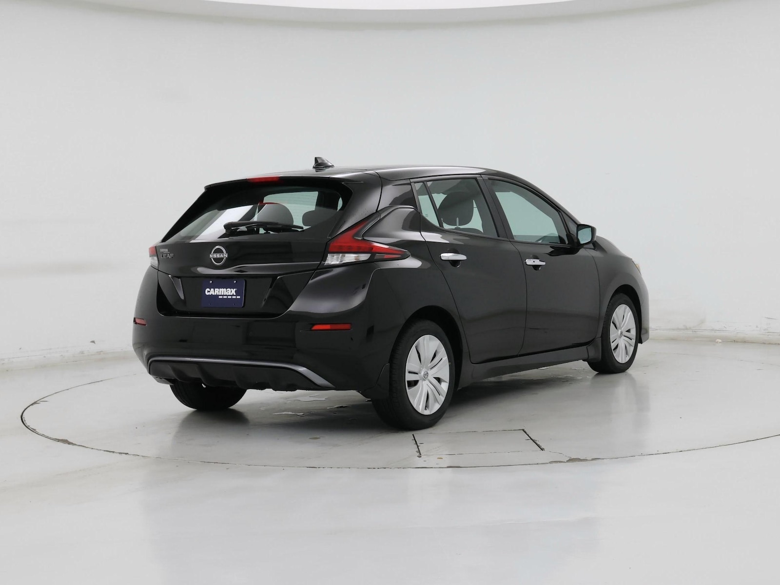 2025 Nissan Leaf S - Photo 9