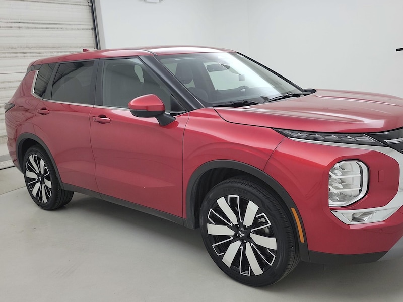 2025 Mitsubishi Outlander SE