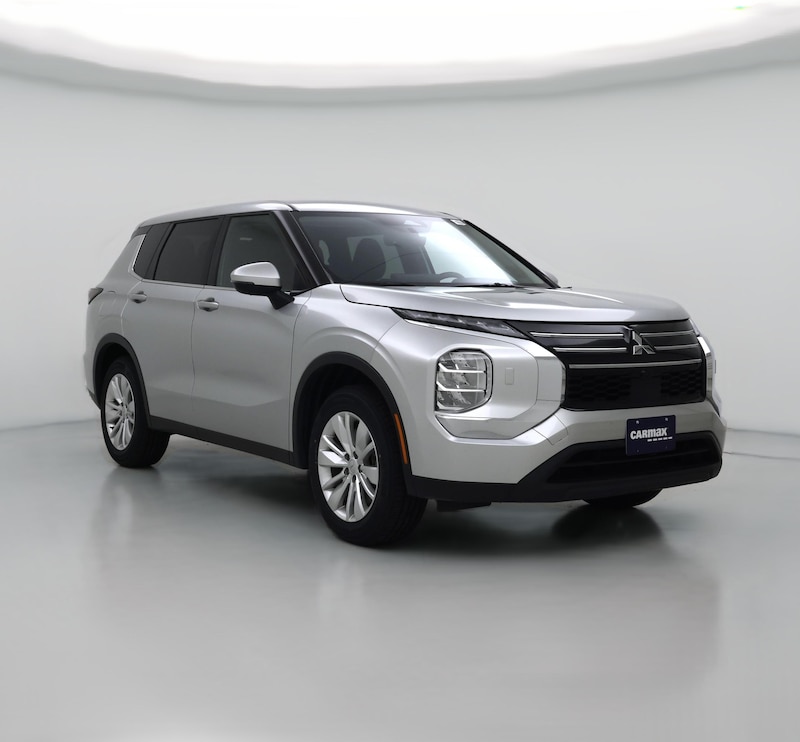 2025 Mitsubishi Outlander ES