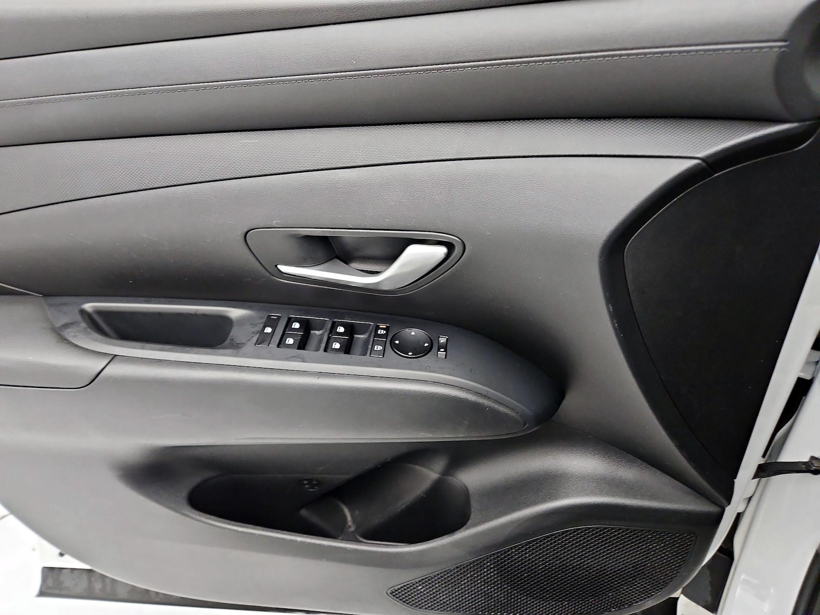 2025 Hyundai Tucson SEL - Photo 13