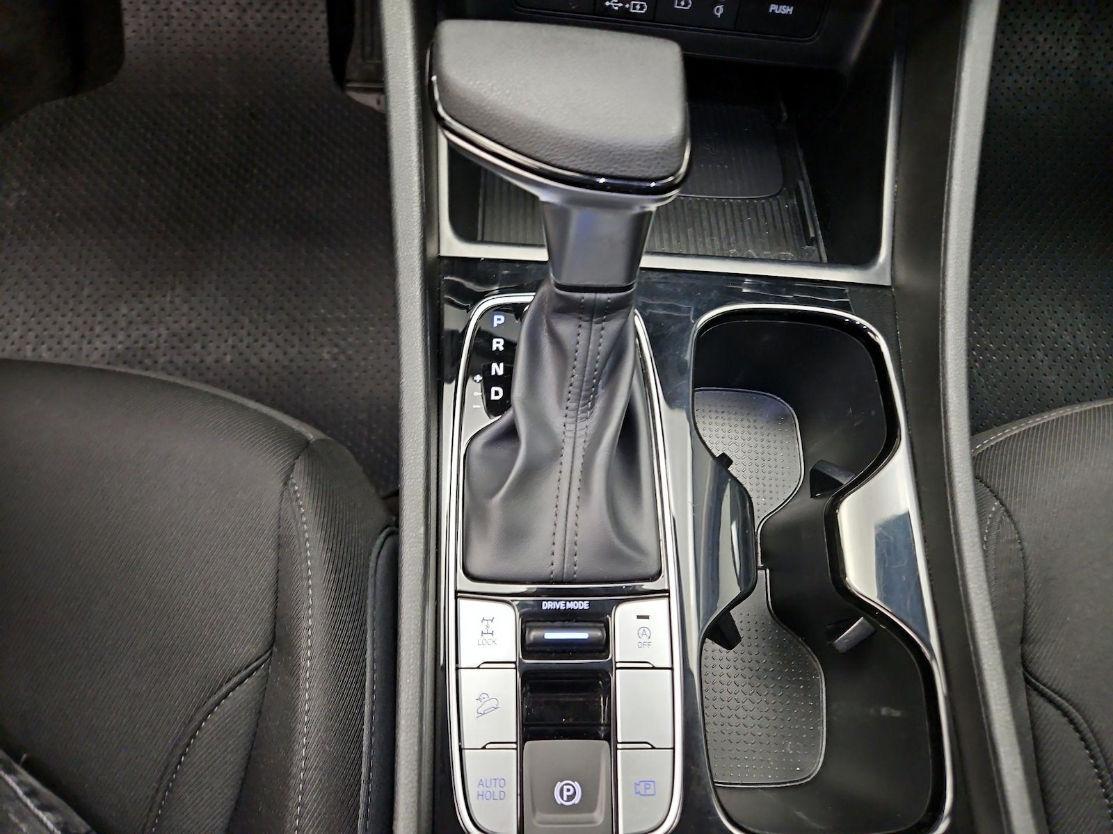 2025 Hyundai Tucson SEL - Photo 18