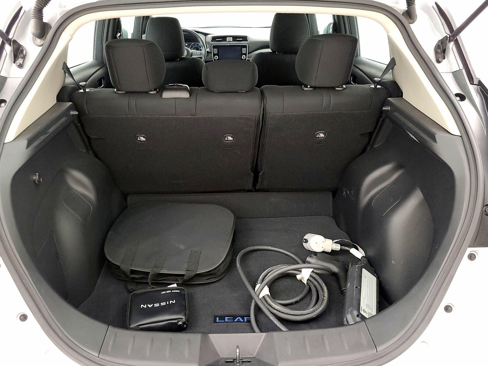 2025 Nissan Leaf S - Photo 21