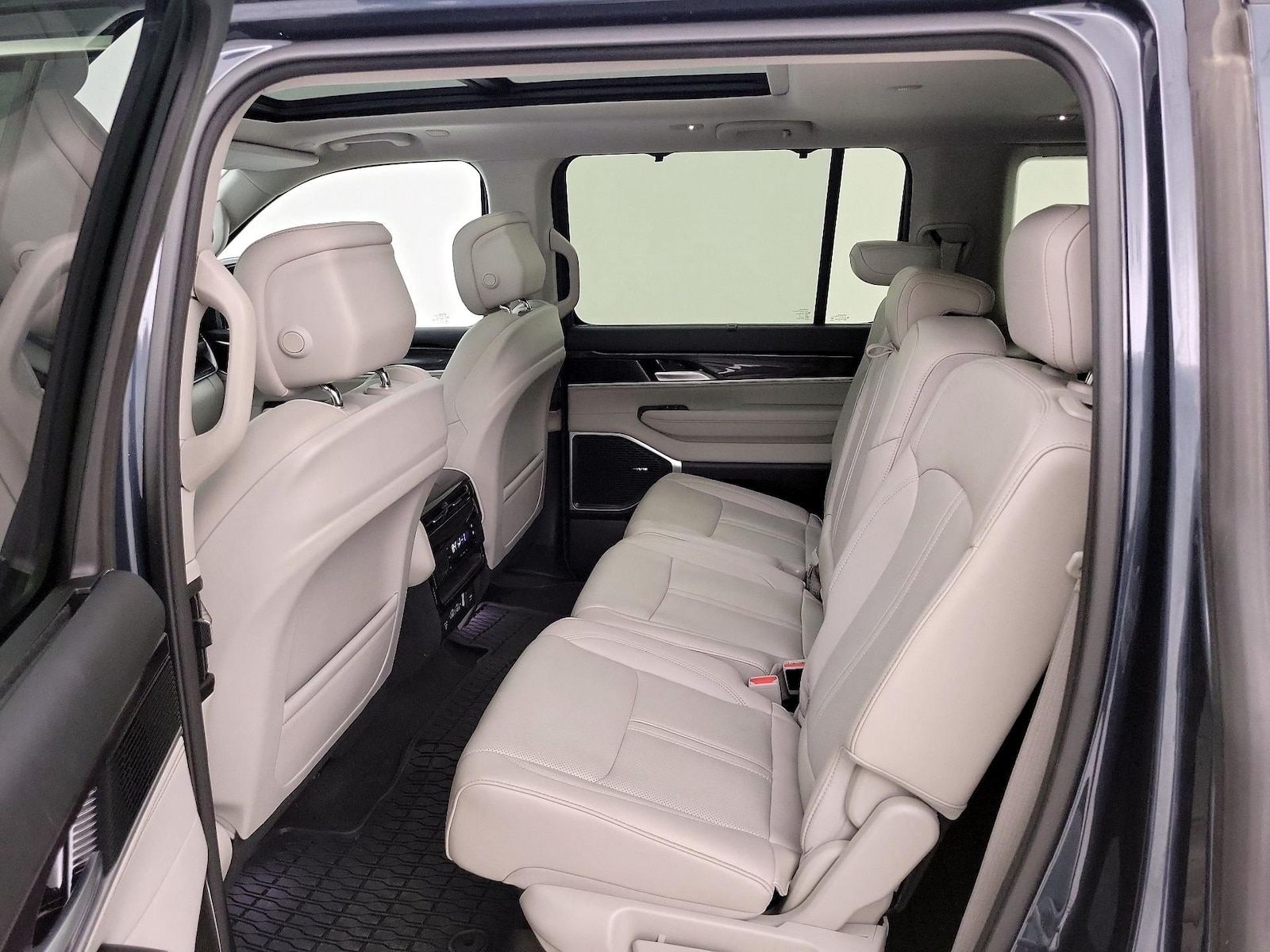 Rear Air Conditioning