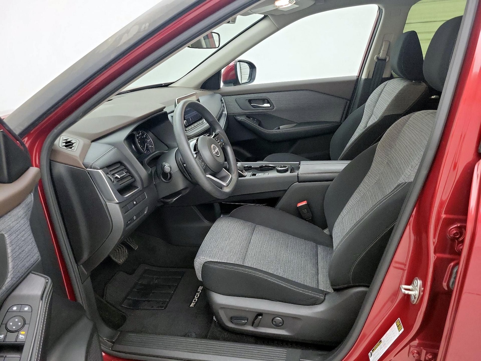 Power Seat(s) & Side Airbags