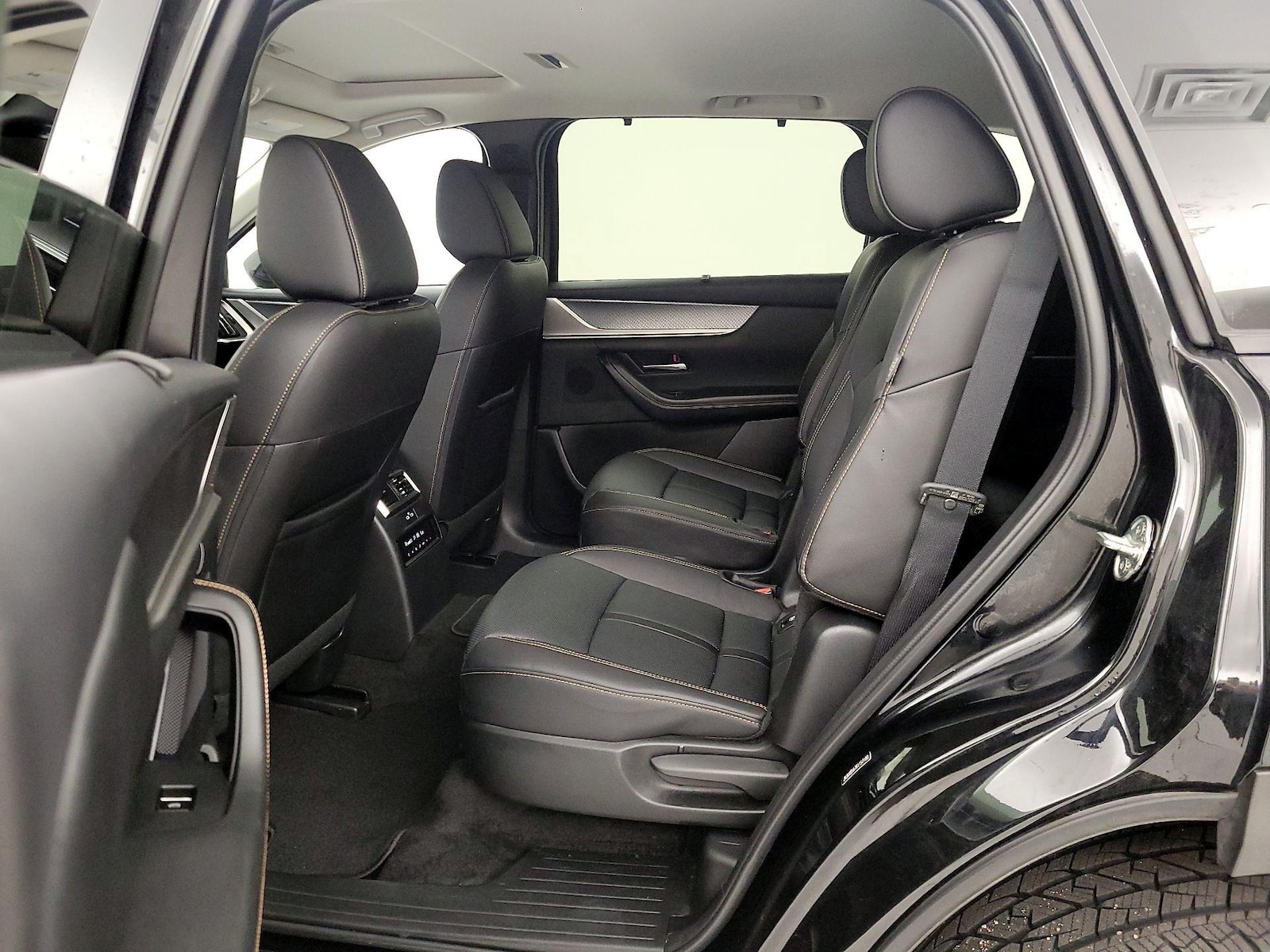 Rear Air Conditioning