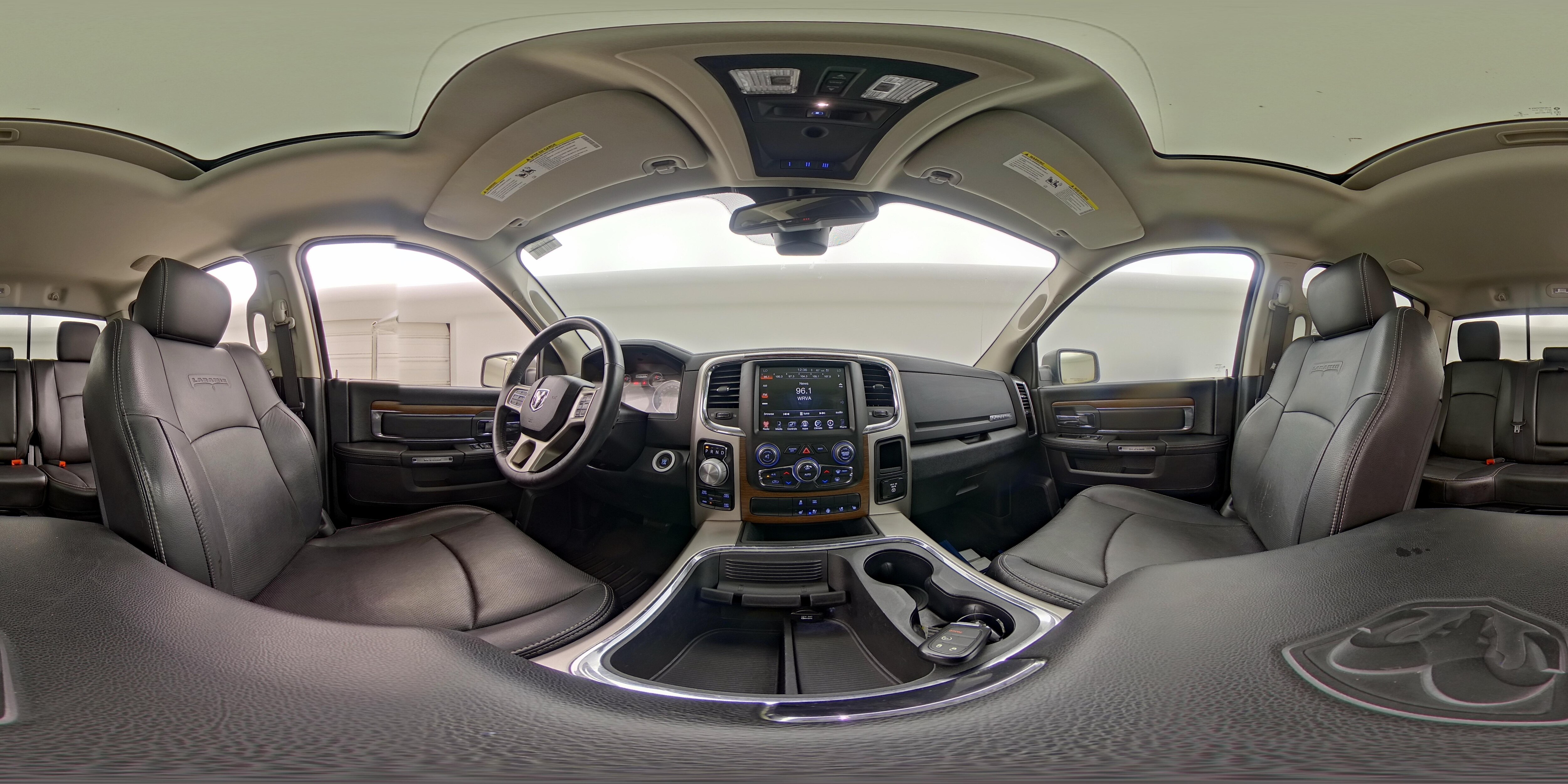 2016 RAM Ram 1500 Pickup Laramie - Photo 26