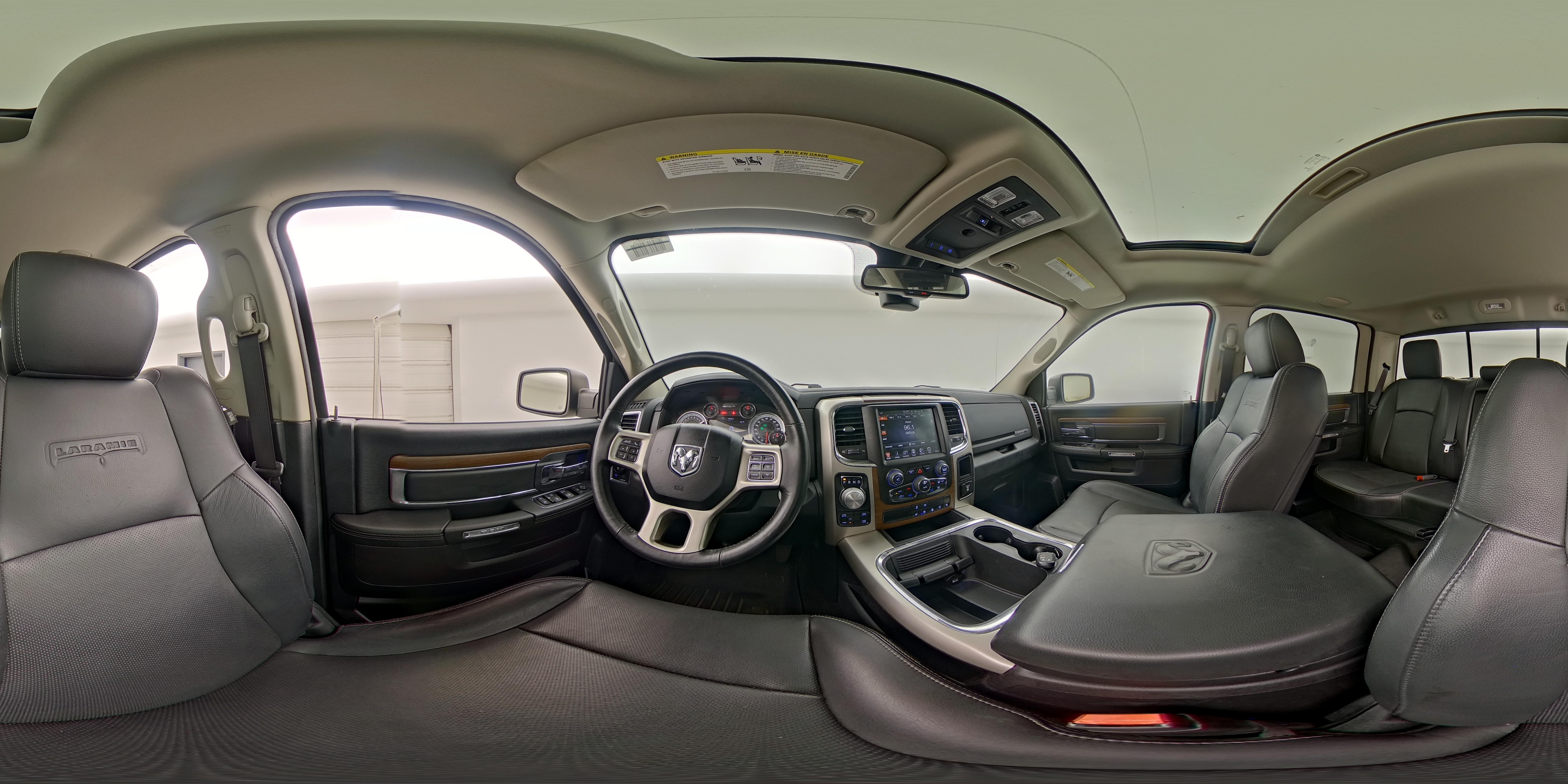 2016 RAM Ram 1500 Pickup Laramie - Photo 28