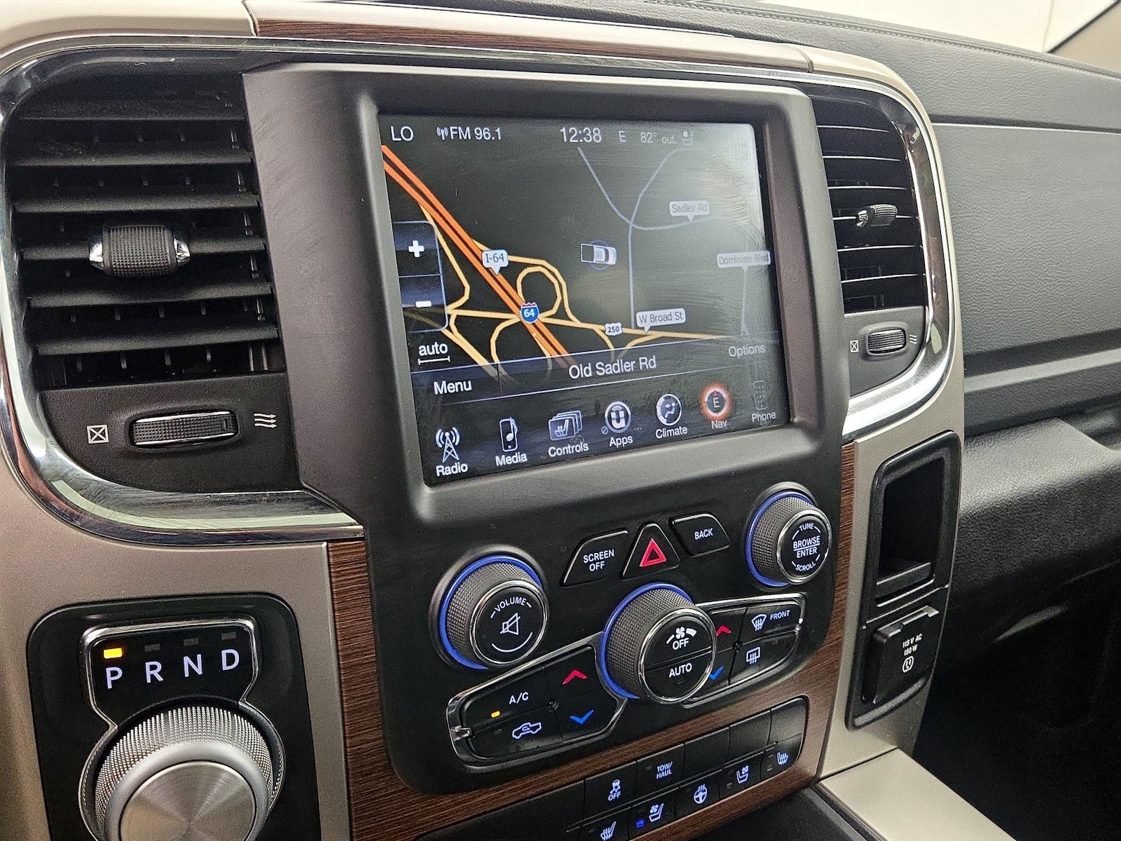 2016 RAM Ram 1500 Pickup Laramie - Photo 15