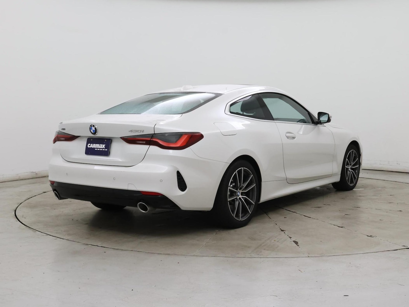2026 BMW 4 Series 430i - Photo 9