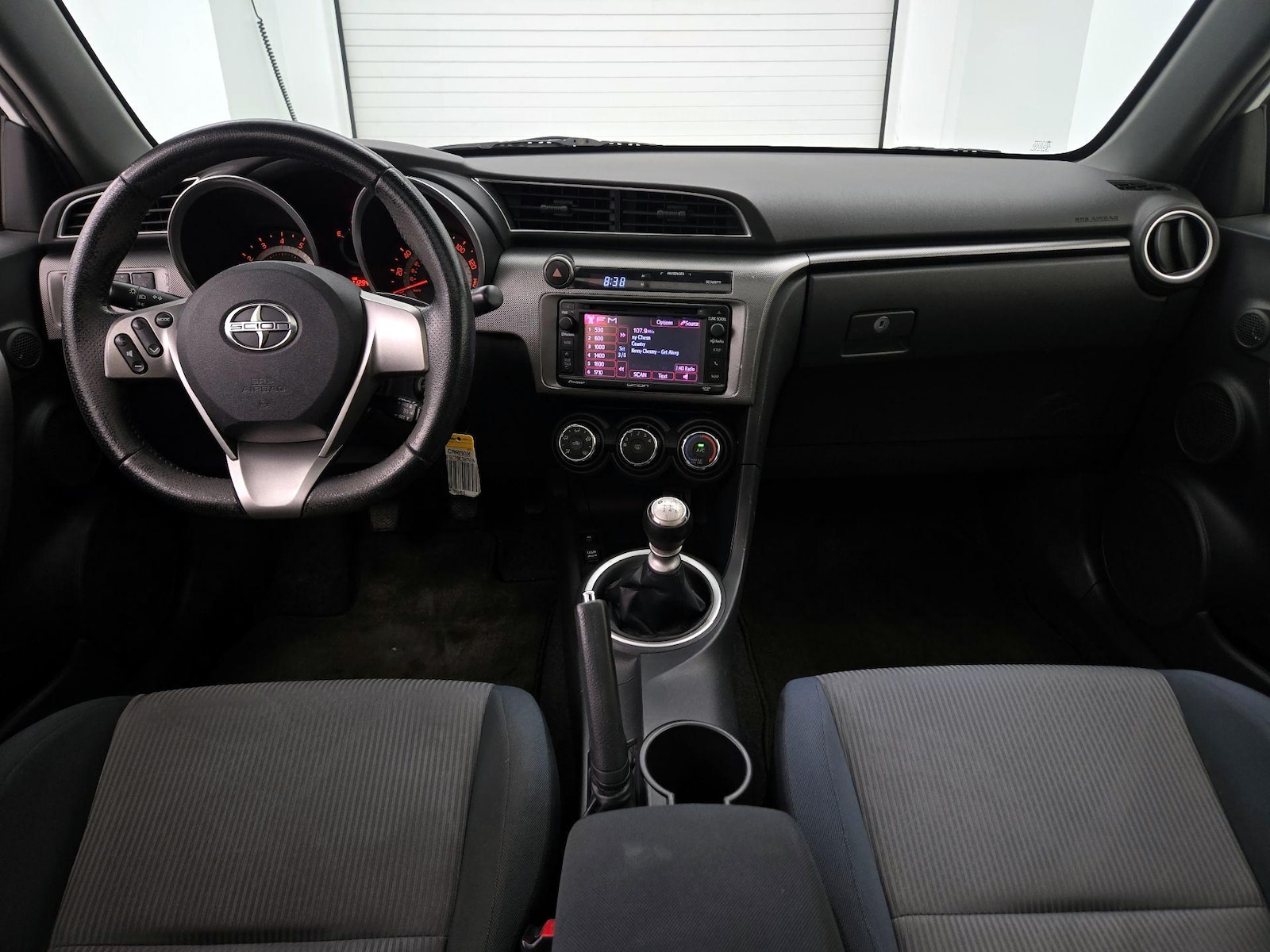 Photo 10