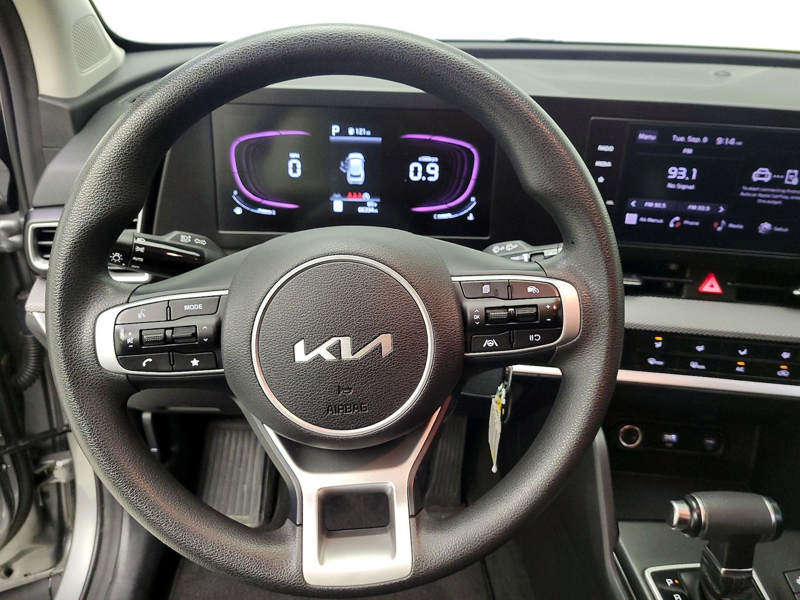 2024 Kia Sportage LX - Photo 11