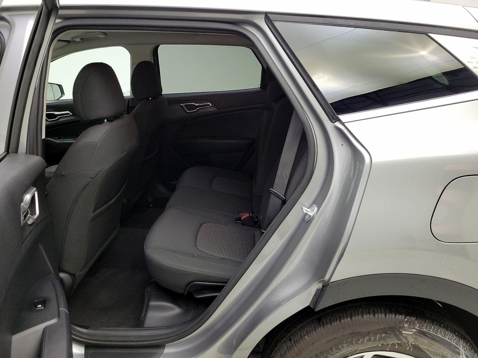 2024 Kia Sportage LX - Photo 19
