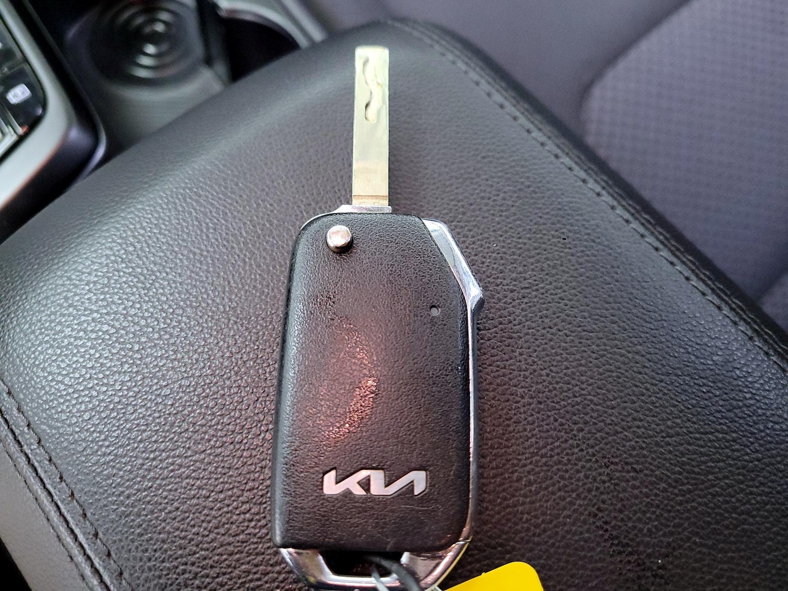 2024 Kia Sportage LX - Photo 22