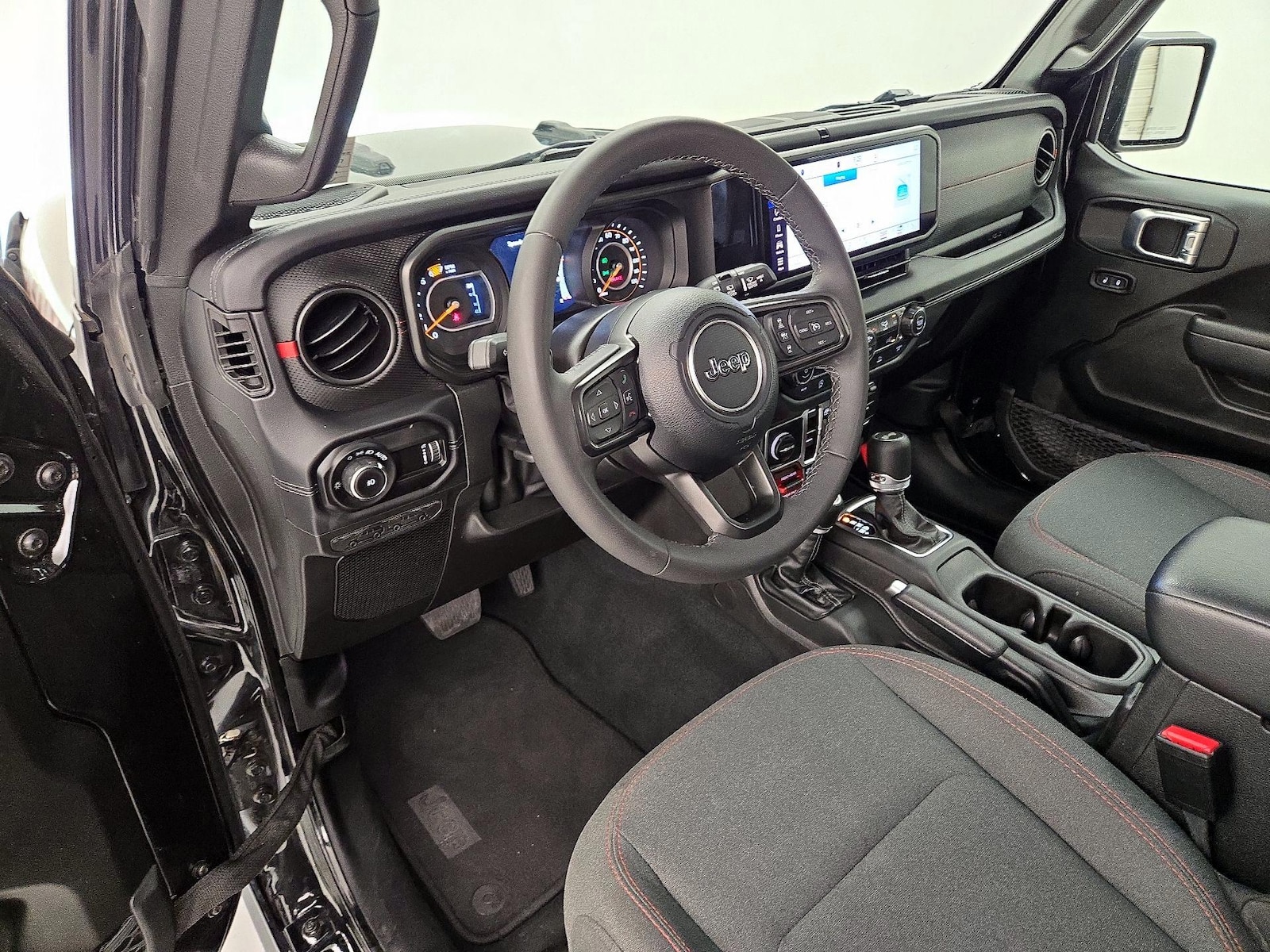 2026 Jeep Wrangler 4-Door Rubicon - Photo 12