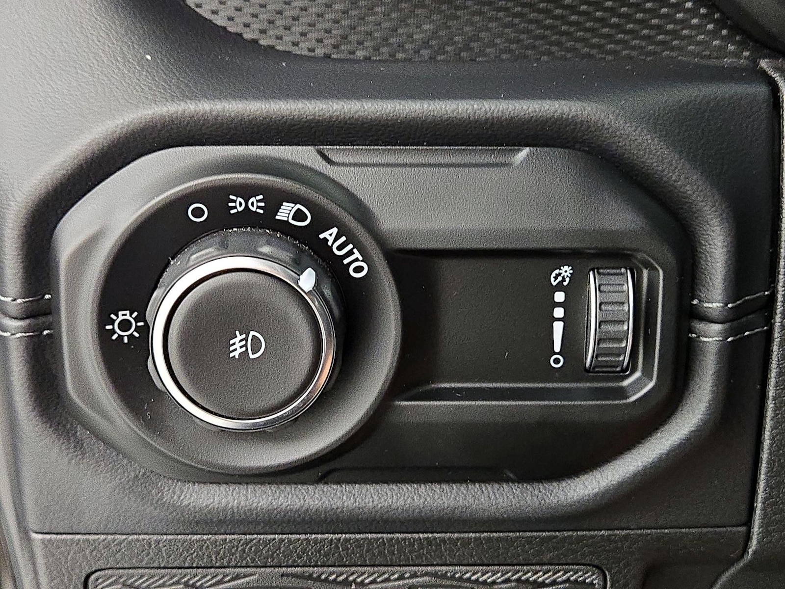 2026 Jeep Wrangler 4-Door Rubicon - Photo 14