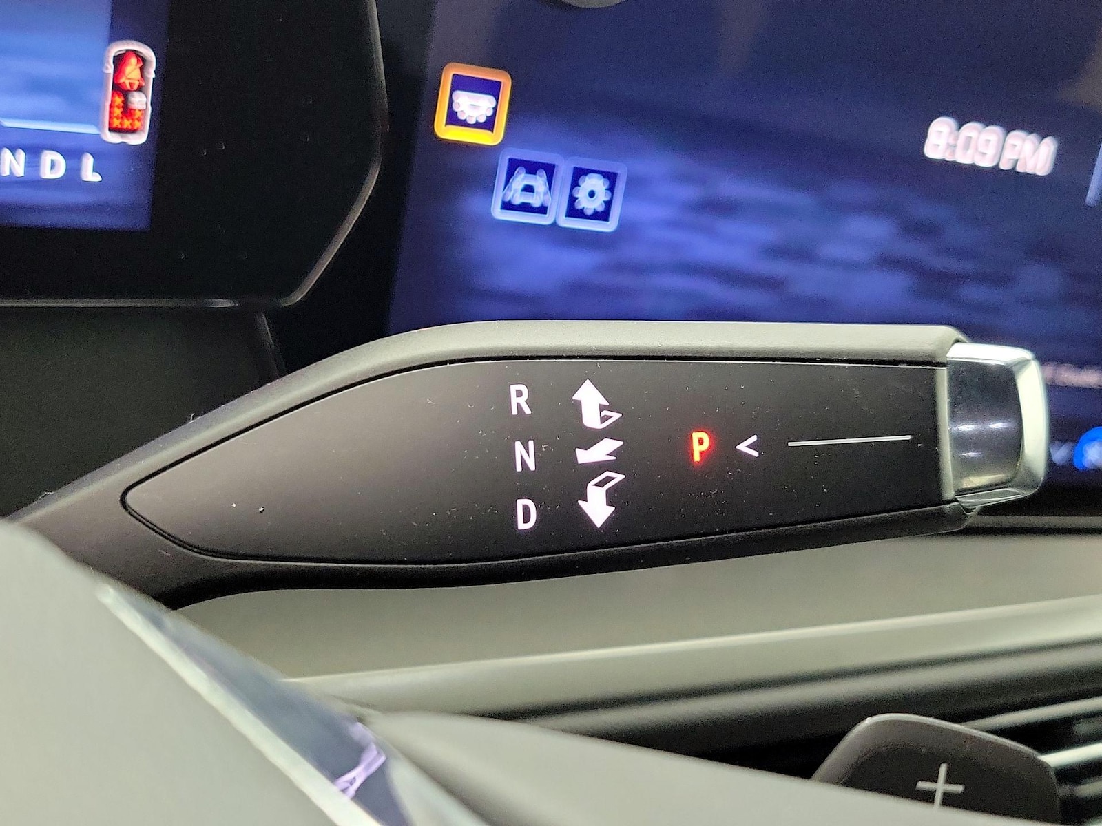2025 Chevrolet Traverse LT - Photo 19