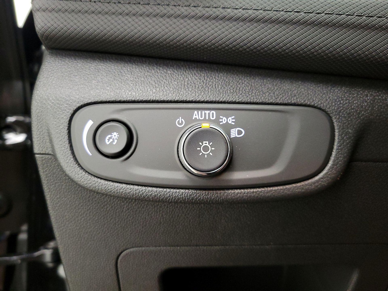 2026 Chevrolet Trailblazer LT - Photo 14