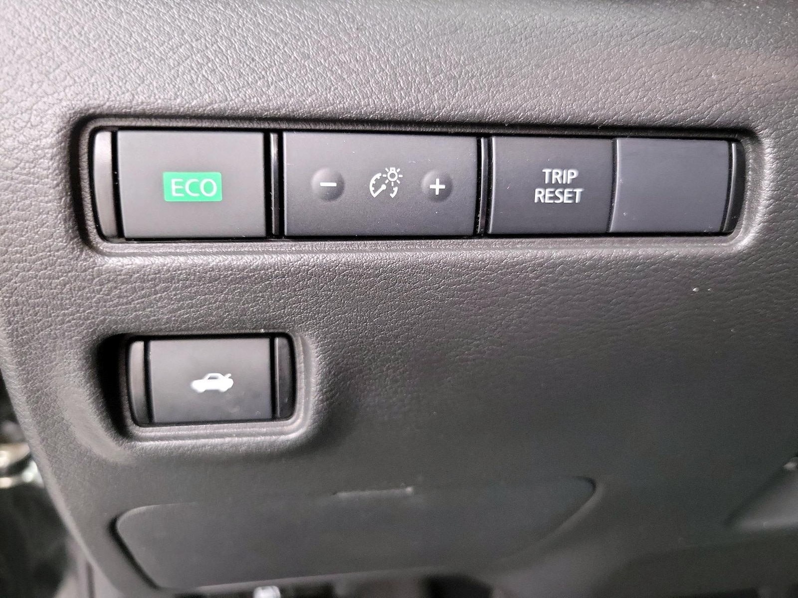 2024 Nissan Sentra SV - Photo 14