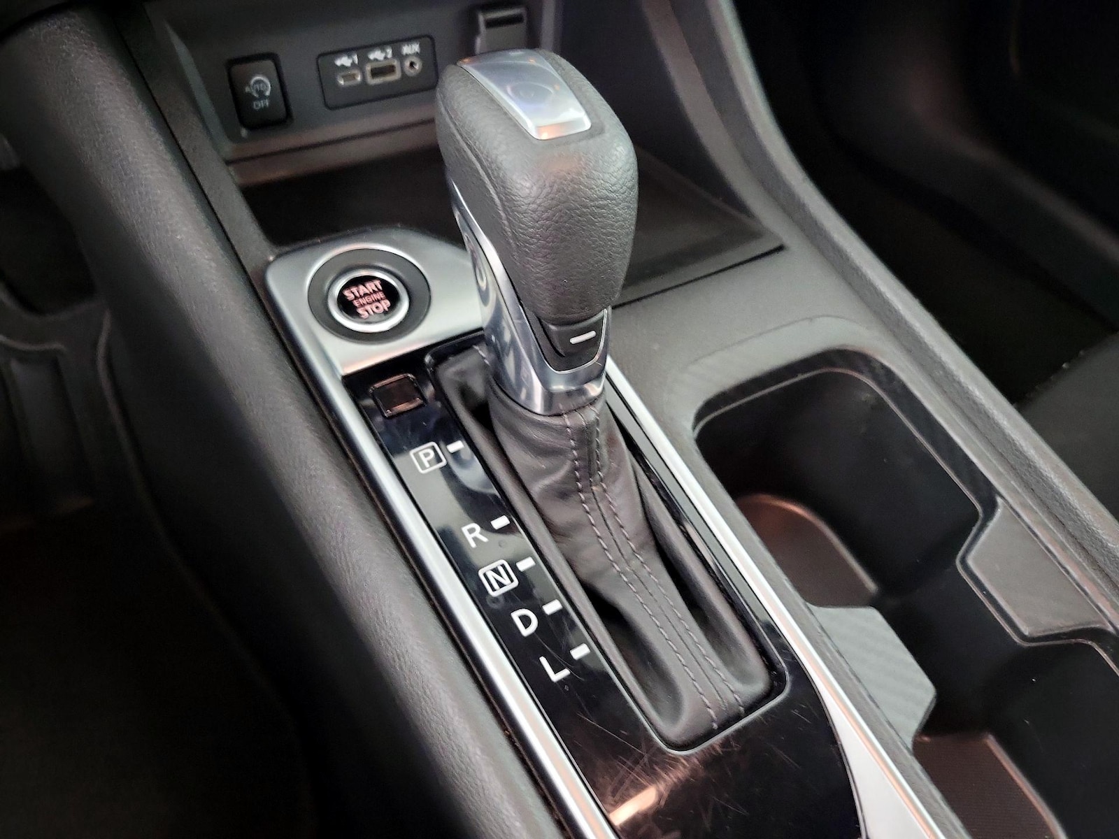 2024 Nissan Sentra SV - Photo 18