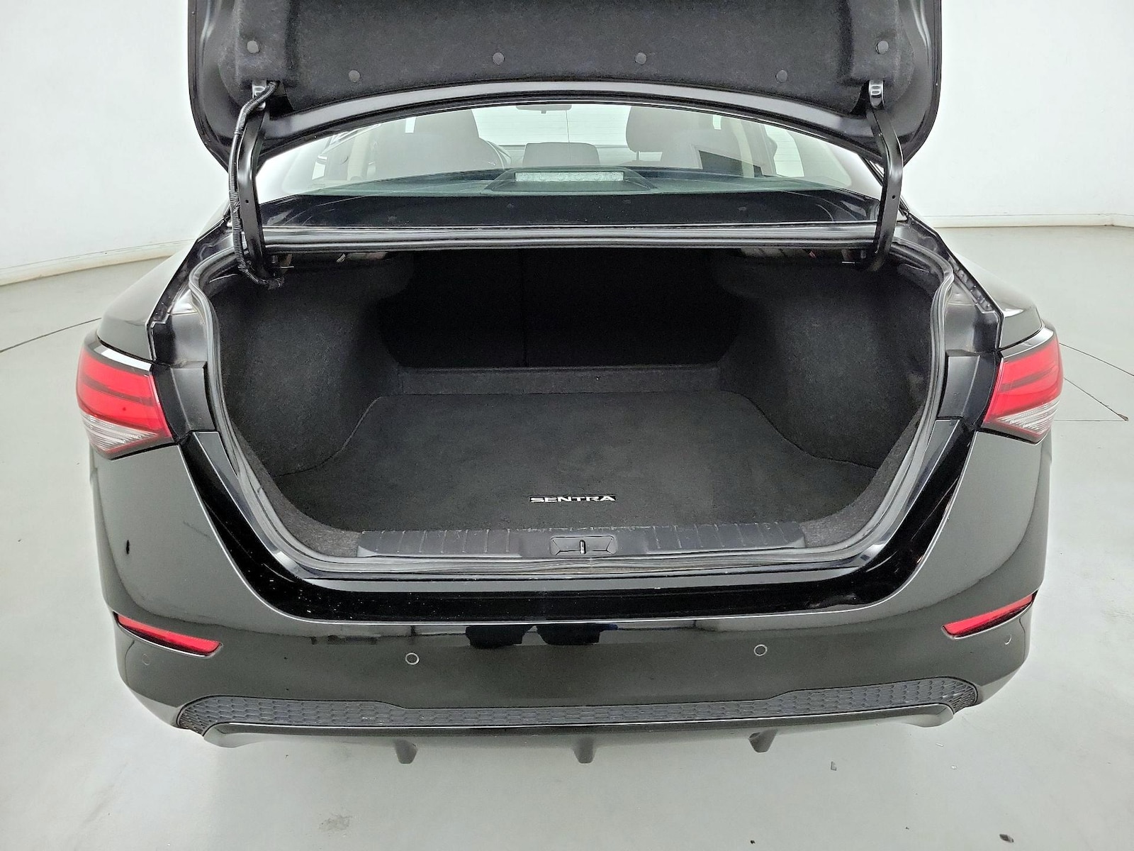 2024 Nissan Sentra SV - Photo 21