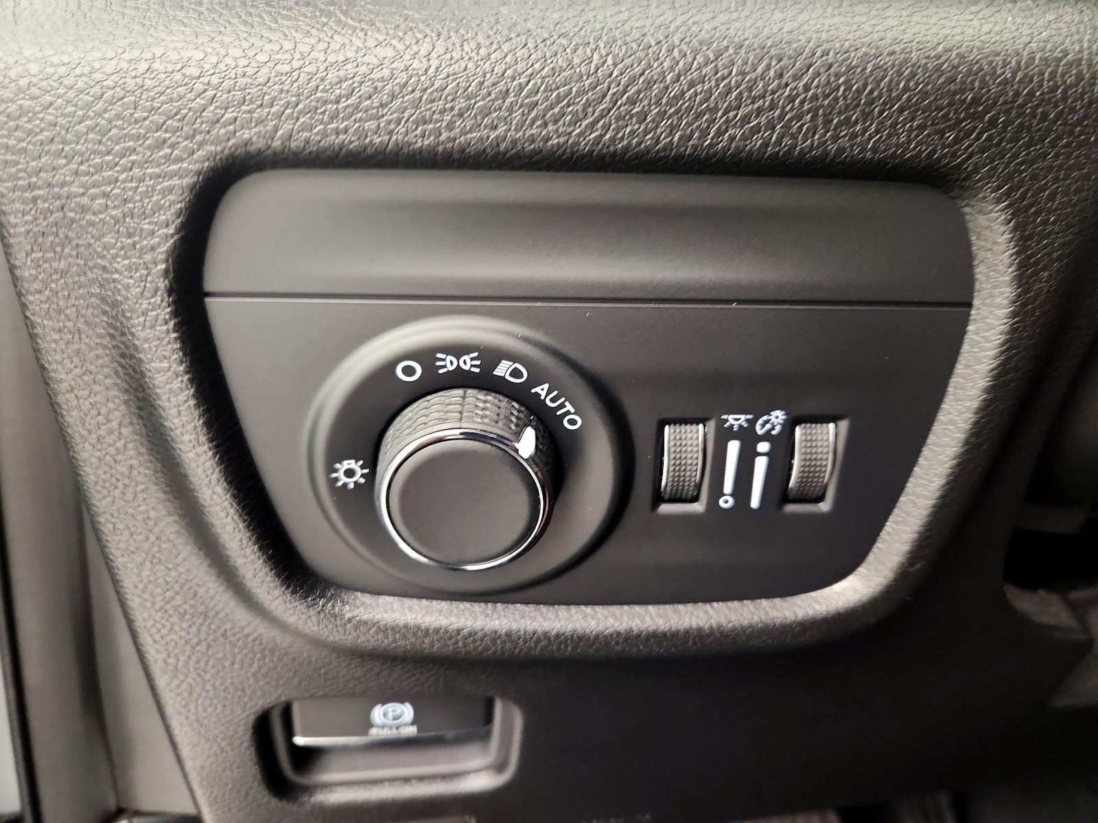 2023 Jeep Grand Cherokee Altitude - Photo 14