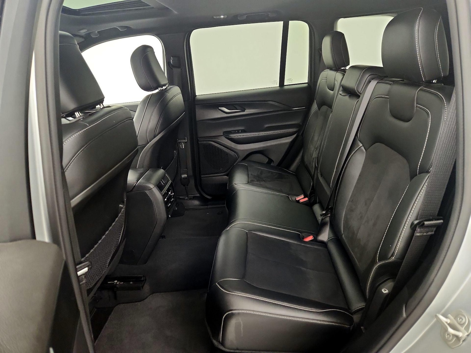 2023 Jeep Grand Cherokee Altitude - Photo 21