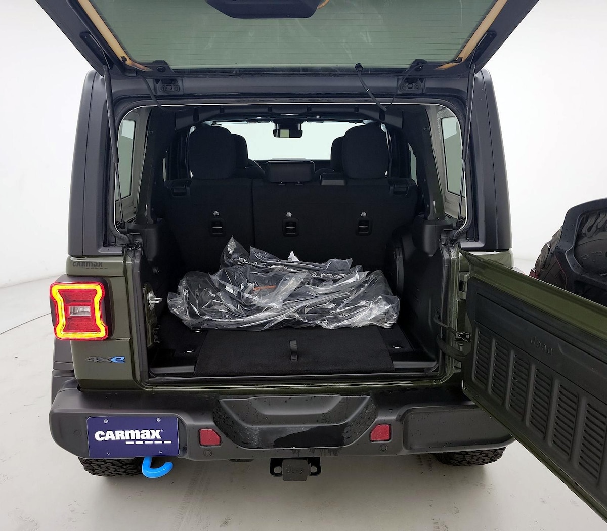 Trunk/Cargo (Seats Up)