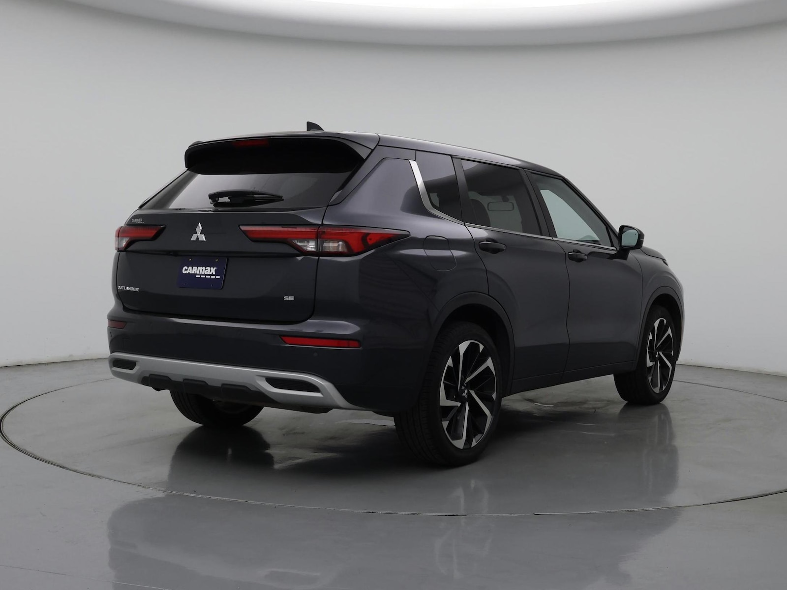 2024 Mitsubishi Outlander SE - Photo 9