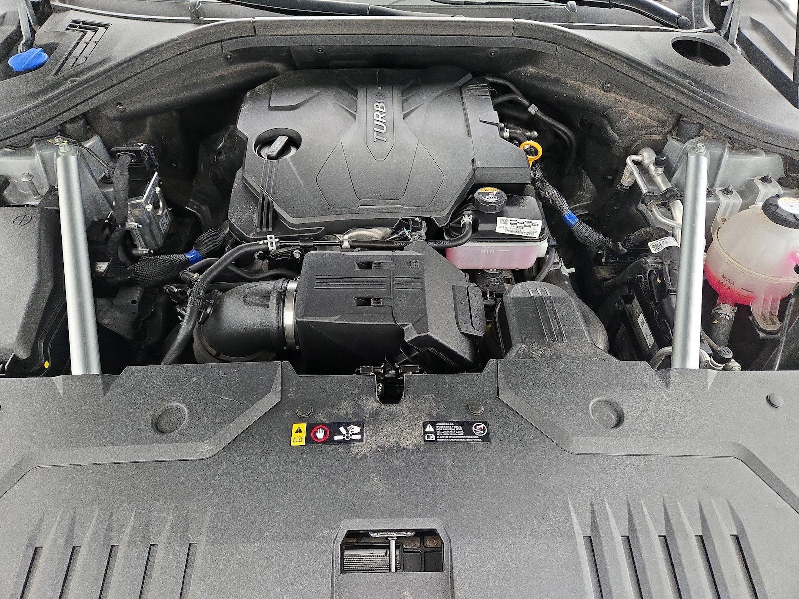 2025 GENESIS GV70 Standard - Photo 23