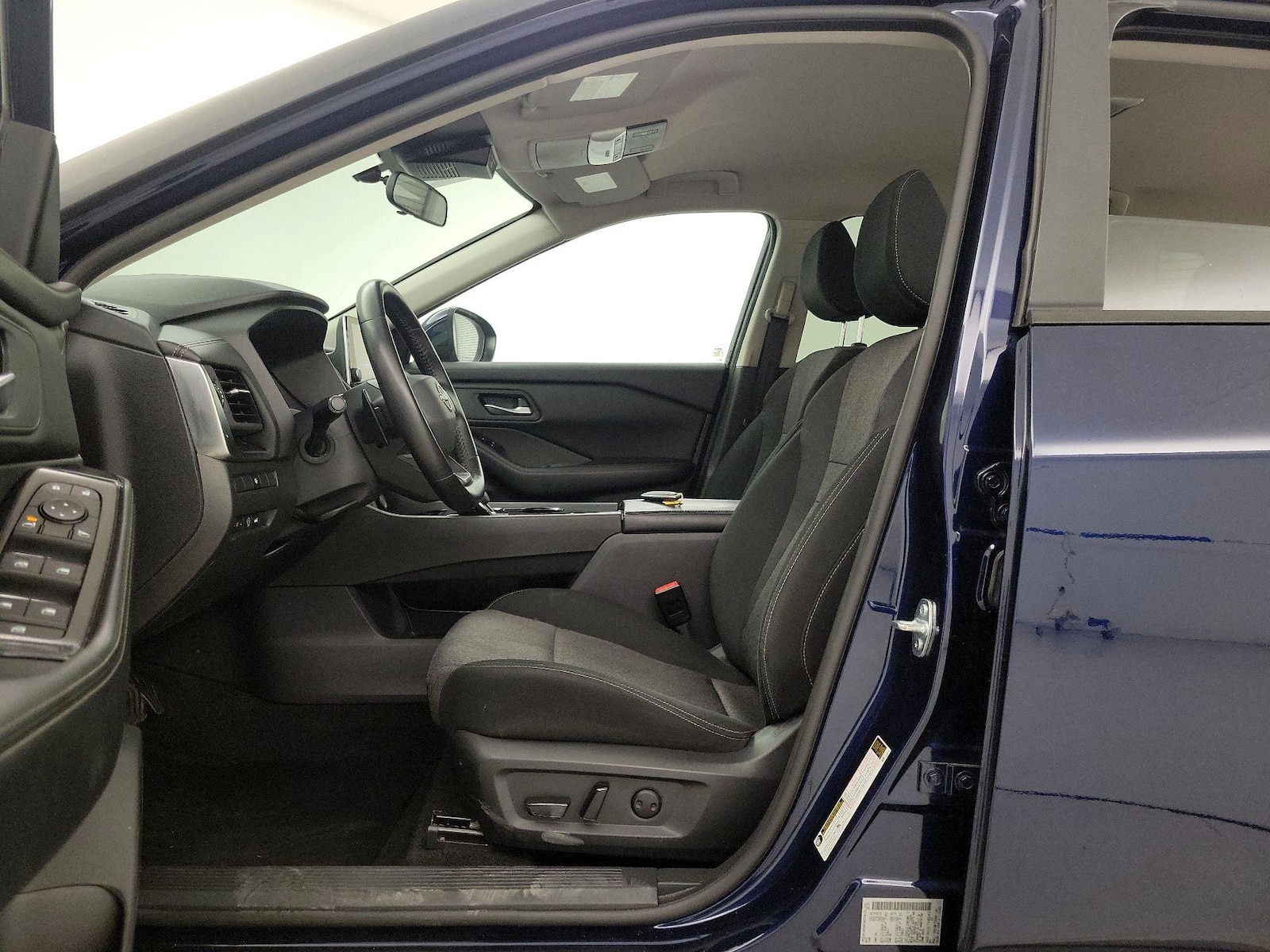 Power Seat(s) & Side Airbags
