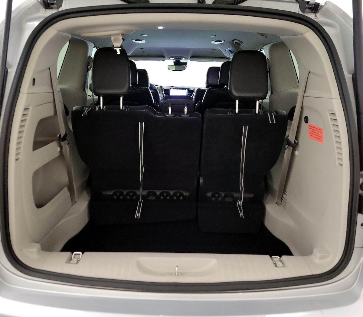 Trunk/Cargo (Seats Up)